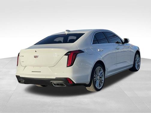 2022 Cadillac CT4 Premium Luxury
