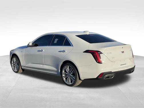 2022 Cadillac CT4 Premium Luxury