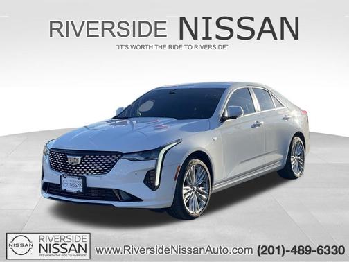 2022 Cadillac CT4 Premium Luxury