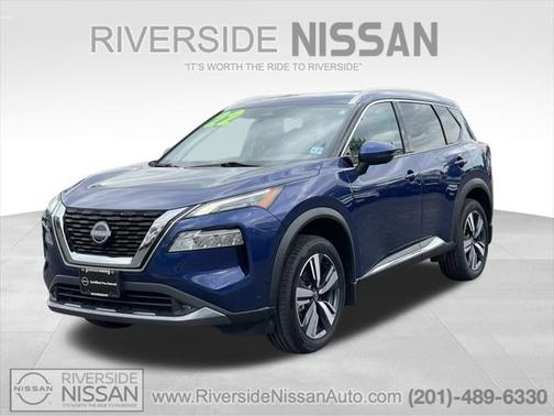 2022 Nissan Rogue SL