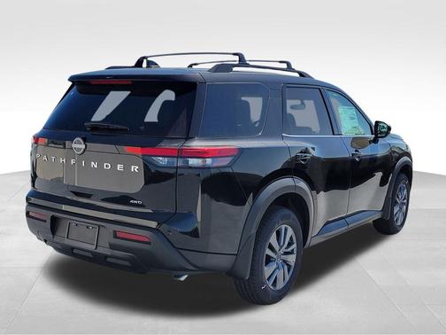 2025 Nissan Pathfinder SV 4WD