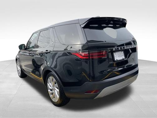 2025 Land Rover Discovery P300 S