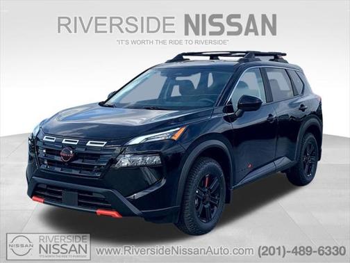 2025 Nissan Rogue Rock Creek