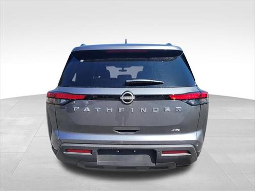 2025 Nissan Pathfinder SV 4WD
