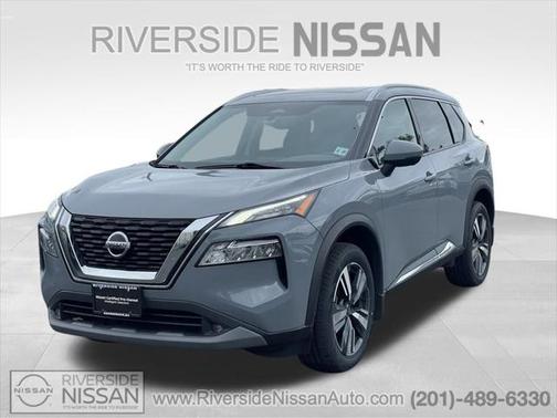 2022 Nissan Rogue SL