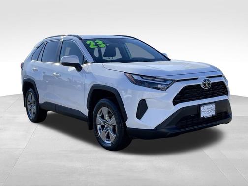 2023 Toyota RAV4 XLE