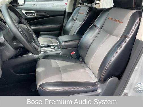 2020 Nissan Pathfinder SL 4WD