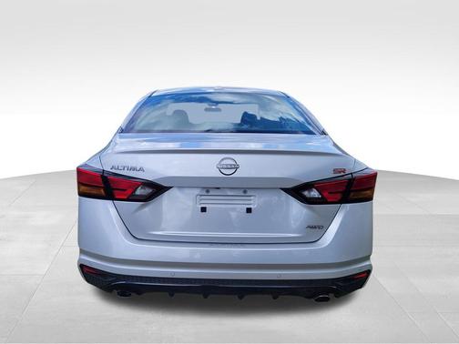 2025 Nissan Altima SR AWD