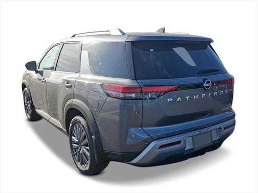 2025 Nissan Pathfinder SL 4WD