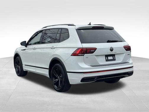 Opal White 2023 Volkswagen Tiguan 2.0T SE R-Line Black 4MOTION