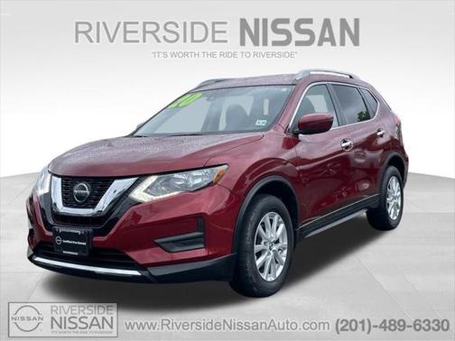 2020 Nissan Rogue SV