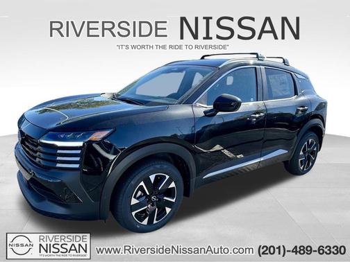 Super Black 2026 Nissan Kicks SV
