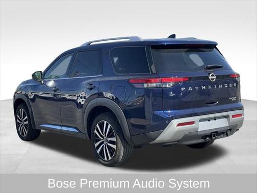 2023 Nissan Pathfinder Platinum 4WD