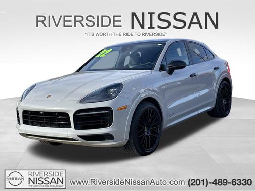 2022 Porsche Cayenne GTS