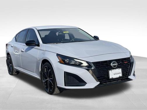 2024 Nissan Altima SR Intelligent AWD