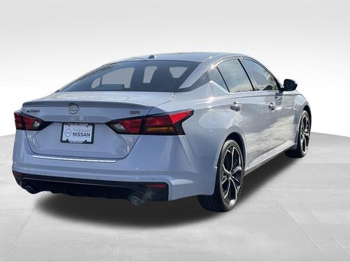 2024 Nissan Altima SR Intelligent AWD