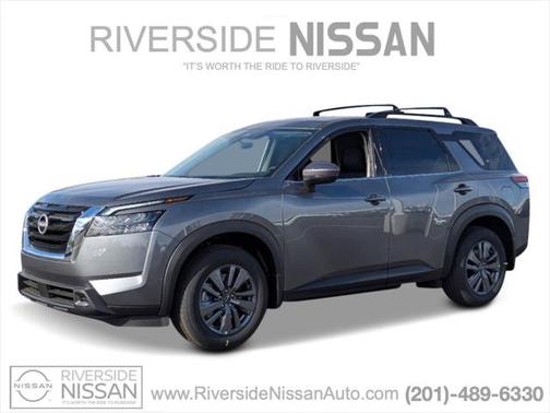 2025 Nissan Pathfinder SV 4WD