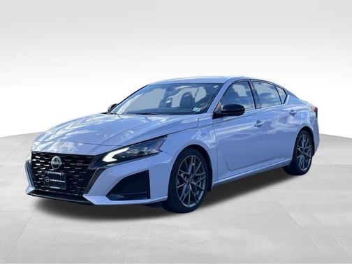 2024 Nissan Altima SR VC-Turbo FWD