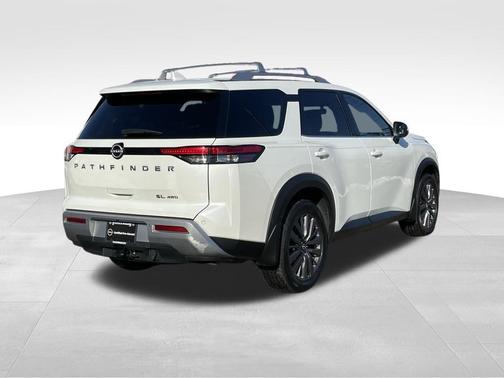 2024 Nissan Pathfinder SL 4WD