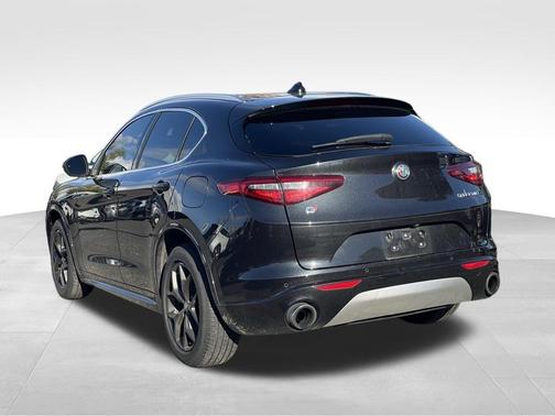 2020 Alfa Romeo Stelvio Ti Sport