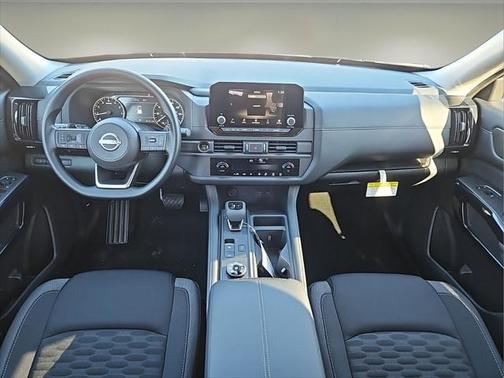 2025 Nissan Pathfinder S 4WD