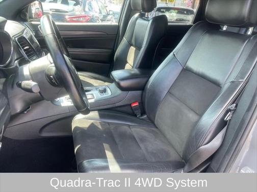 2022 Jeep Grand Cherokee Laredo