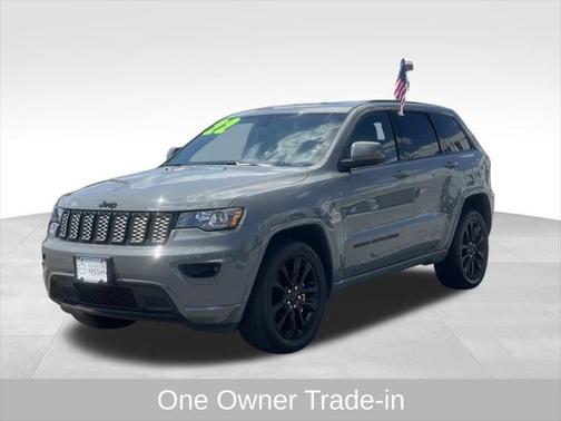 2022 Jeep Grand Cherokee Laredo
