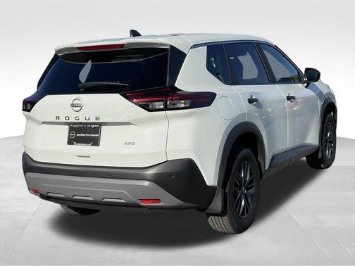 2022 Nissan Rogue S