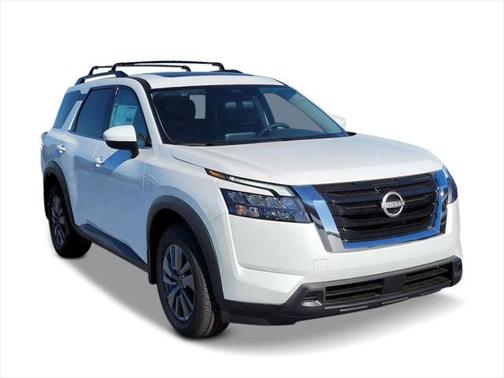 2025 Nissan Pathfinder SV 4WD