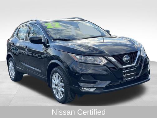 2022 Nissan Rogue Sport SV