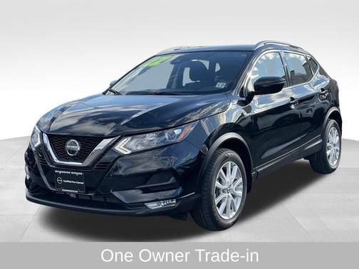 2022 Nissan Rogue Sport SV