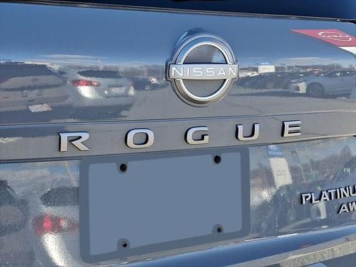 2025 Nissan Rogue Platinum