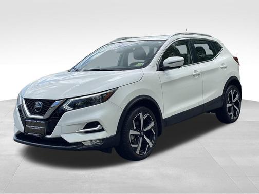 2022 Nissan Rogue Sport SL