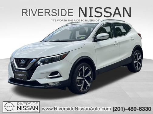 2022 Nissan Rogue Sport SL