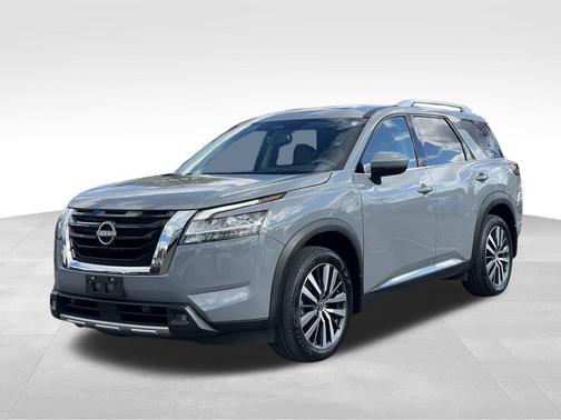 2022 Nissan Pathfinder Platinum 4WD