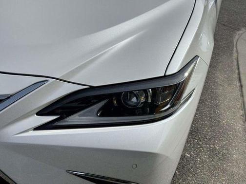 2019 Lexus ES 350 Base