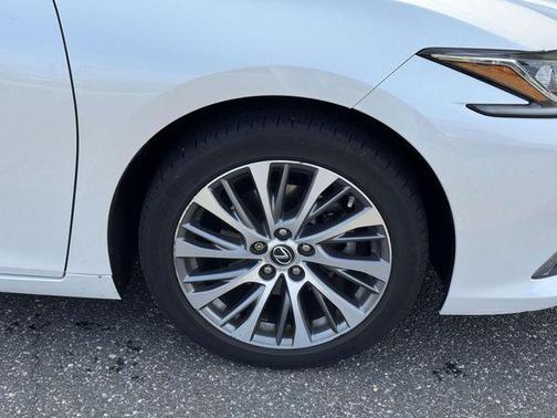 2019 Lexus ES 350 Base