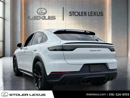 2022 Porsche Cayenne GTS