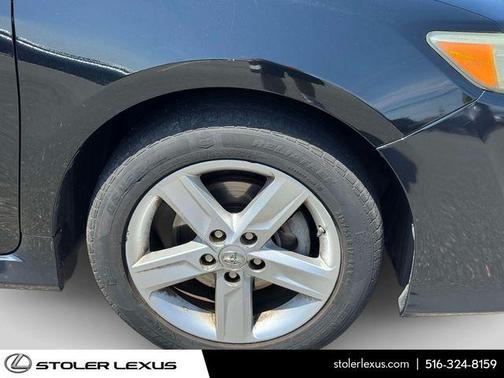 Attitude Black Metallic 2014 Toyota Camry SE