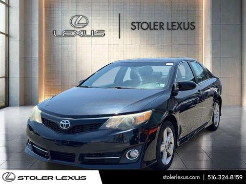 Attitude Black Metallic 2014 Toyota Camry SE
