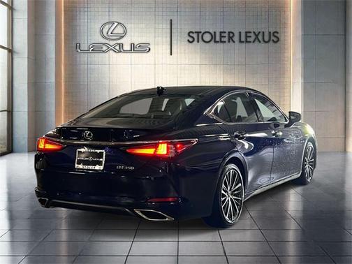2023 Lexus ES 350 Base