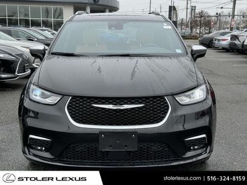 2022 Chrysler Pacifica L