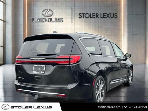 2022 Chrysler Pacifica L