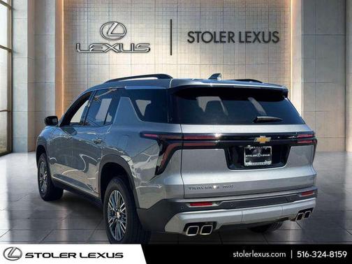 Sterling Gray Metallic 2024 Chevrolet Traverse LT