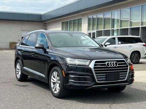 2019 Audi Q7 45 Premium
