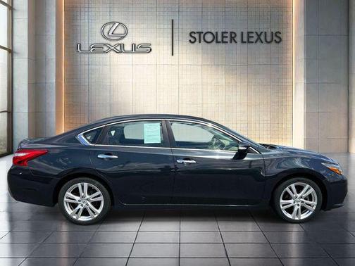 Storm Blue 2017 Nissan Altima 3.5 SL