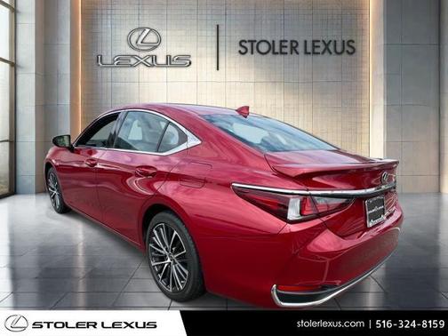 2022 Lexus ES 250 Base
