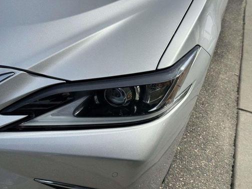 2019 Lexus ES 350 Base