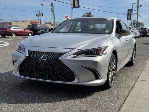 2019 Lexus ES 350 Base