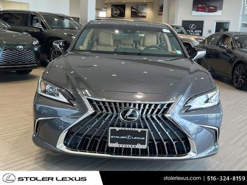 2025 Lexus ES 300h Base